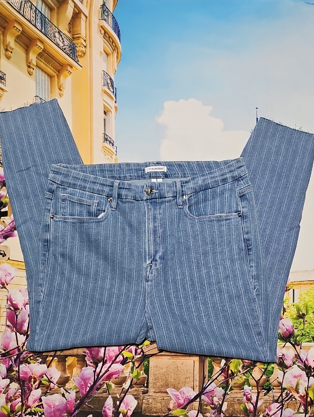 Good American Good Leg High Rise Crop Raw Hem Jeans Size 18